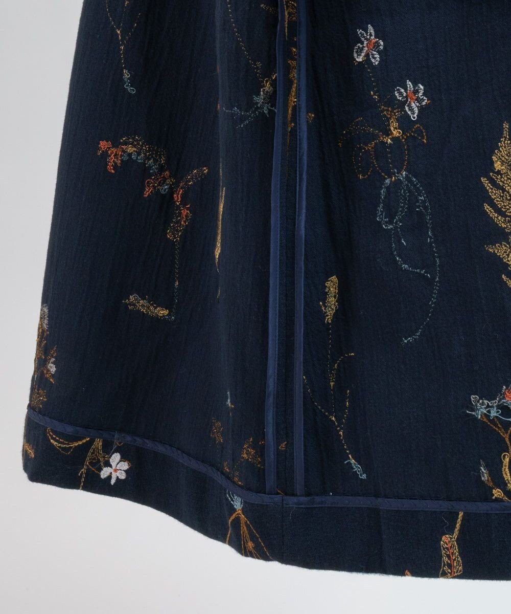 muuc ボタニカル刺繍のワンピースドレス 