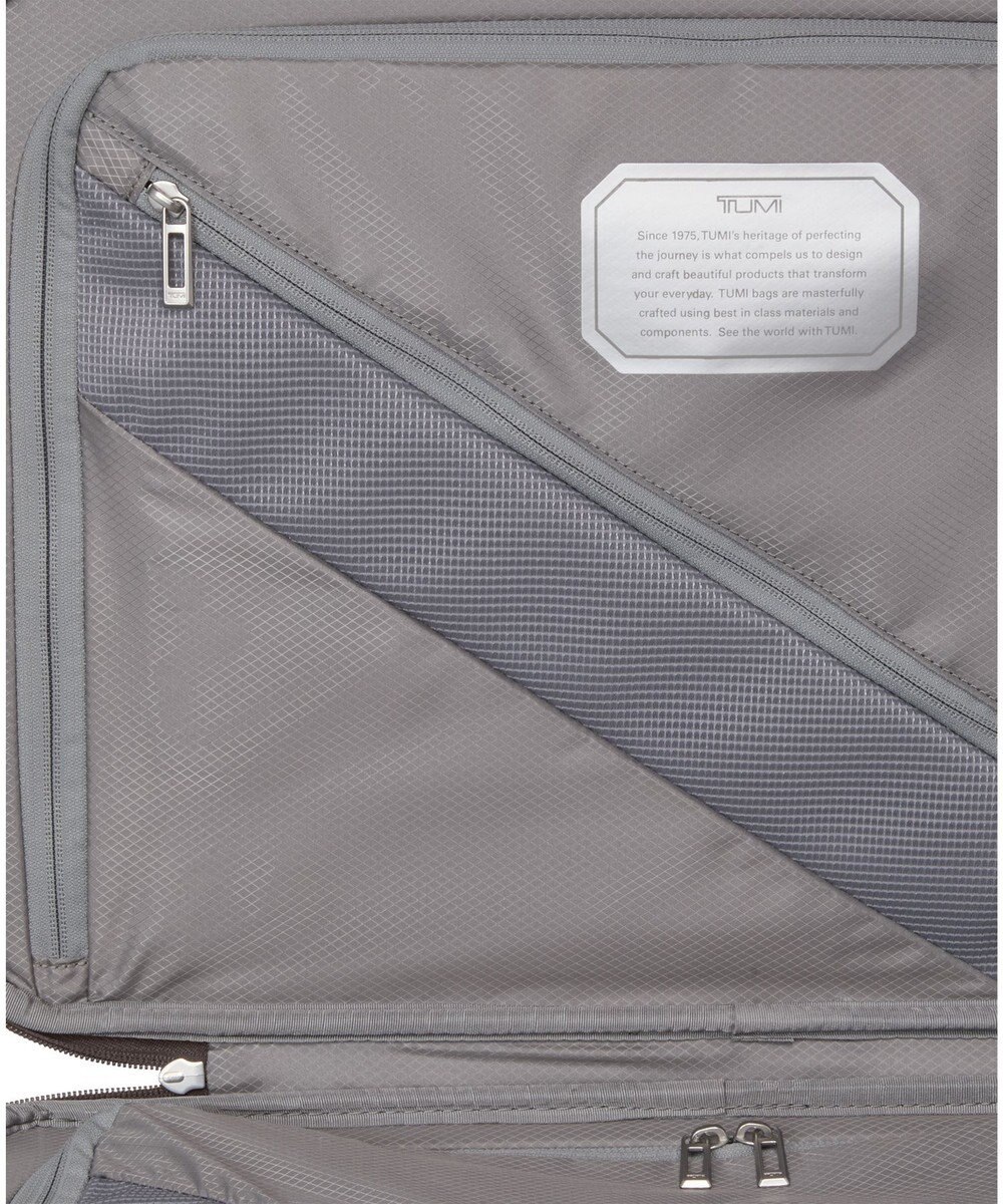 TUMI 19 DEGREE LITE インターナショナル キャリーオン スーツケース（機内持ち込みサイズ） 
