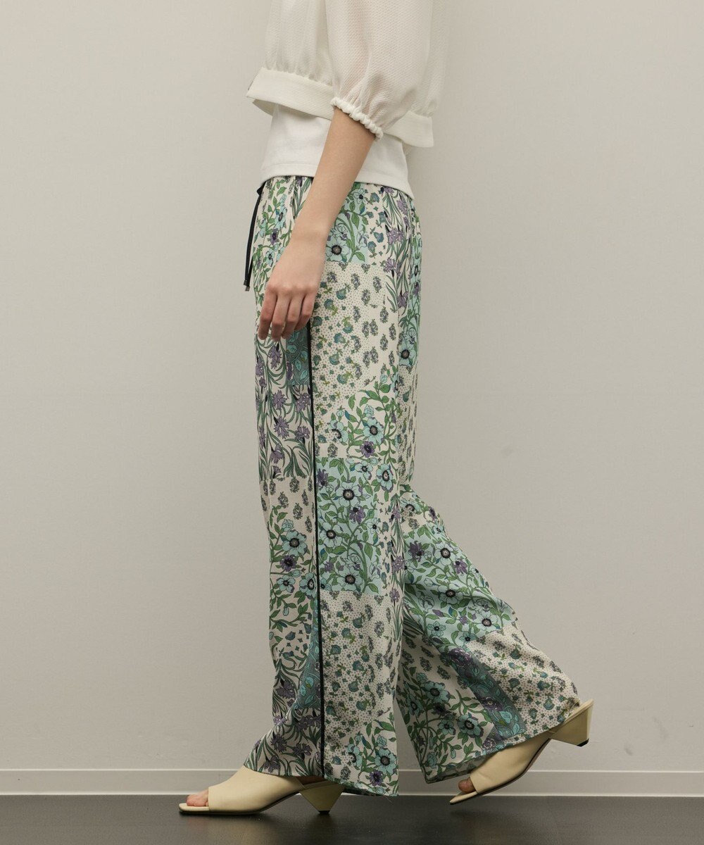 GRACE CONTINENTAL プリントイージーパンツ 