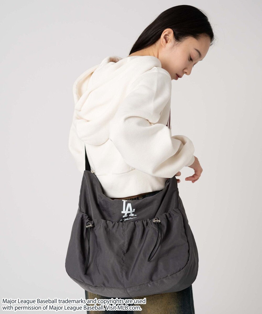 WEGO 【ユニセックス着用ITEM】別注MLBドロストポケットショルダー 