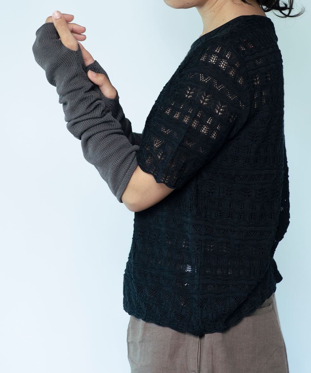 AND WOOL 〈上質な素材と手仕事から生まれた優しいニット〉コットンシルクカシミヤのアームカバー 