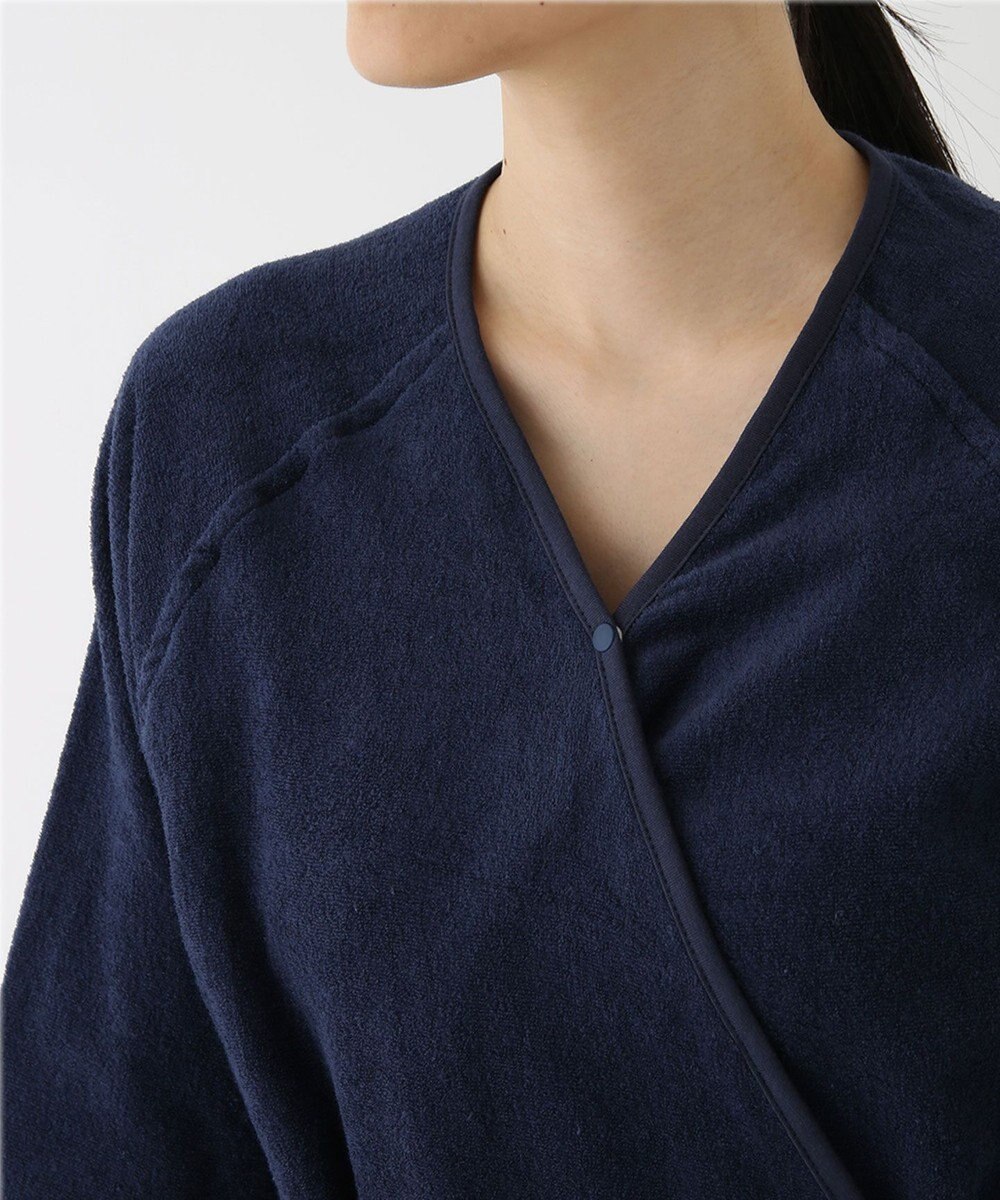 UCHINO エアリータッチ ラグランレディスローブ 