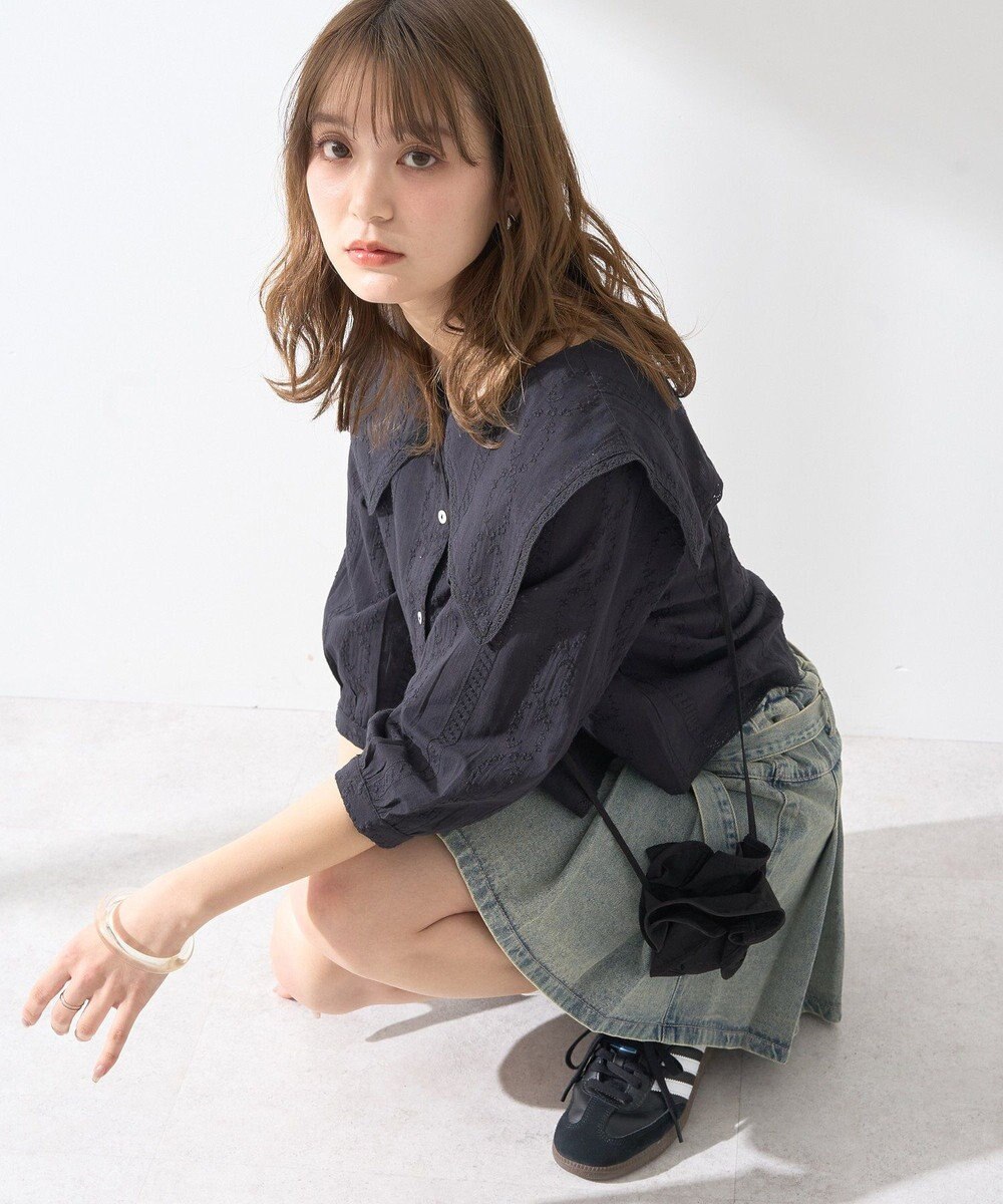 earth music&ecology ビッグカラー刺繍ブラウス 