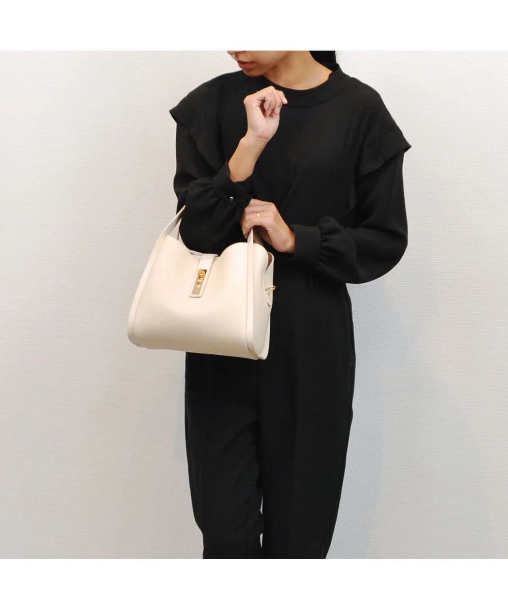 UNBILLION cachecache 3レイヤーヒネリ金具2wayトート 