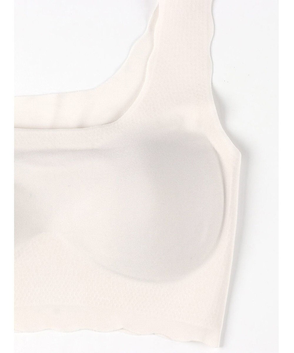 WACOAL 【GOCOCi ゴコチ】 ノンワイヤーブラ ハーフトップ まるでつけていないような着ごこち ムレにくい フラット仕上げ ホックなし CGG510 /ワコール 