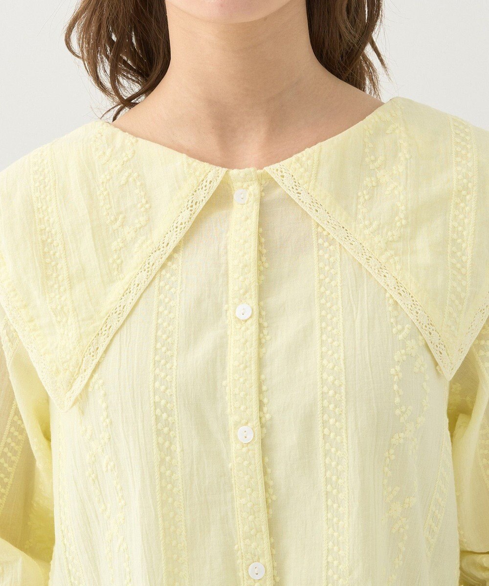 earth music&ecology ビッグカラー刺繍ブラウス 