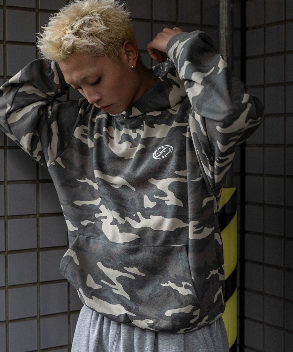 WEGO 【ユニセックス着用ITEM】パターンメタルワンポイントプルパーカー 