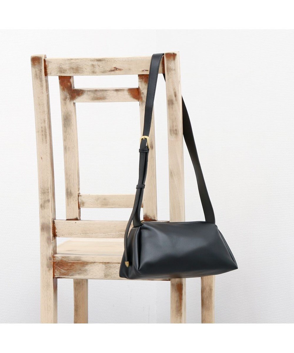 UNBILLION 【テレビ ドラマ着用アイテム】カシュカシュ cachecache / 合成皮革横長ショルダー 