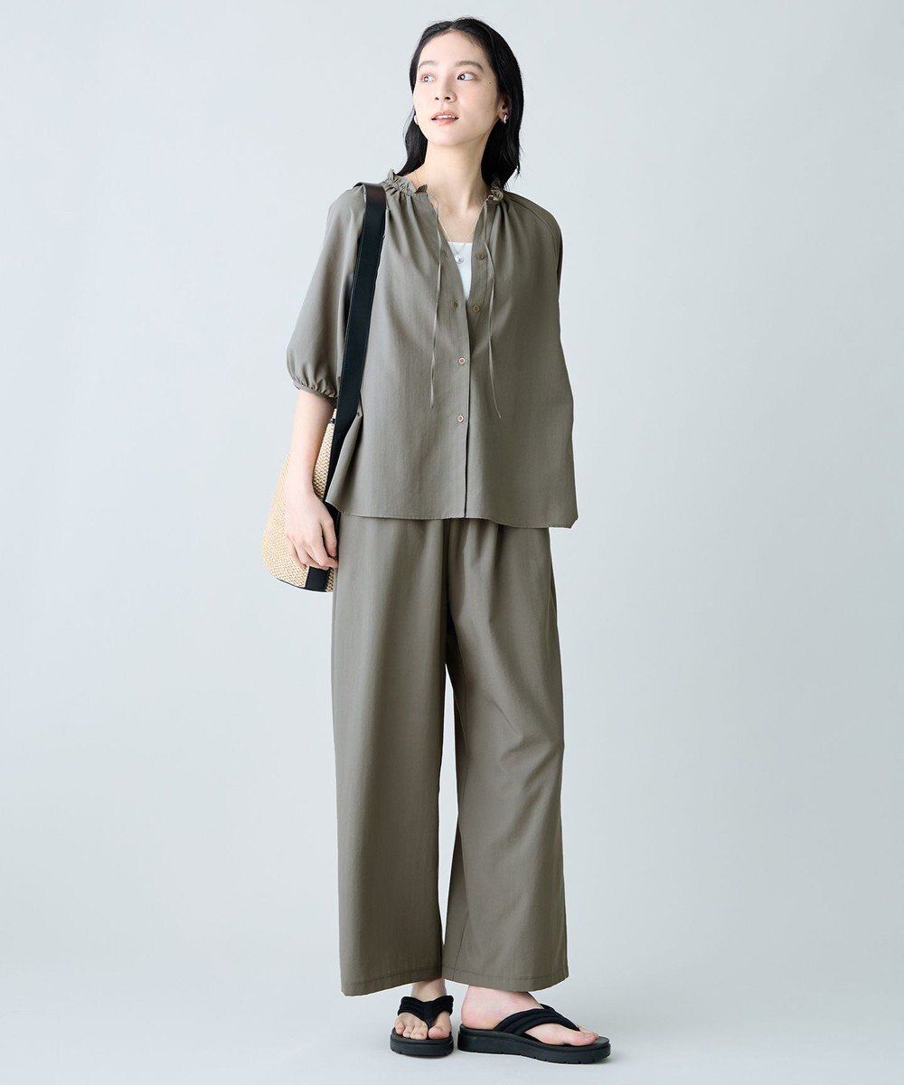 ANY 楽映えフリルネックブラウス（セットアップ着用可） 