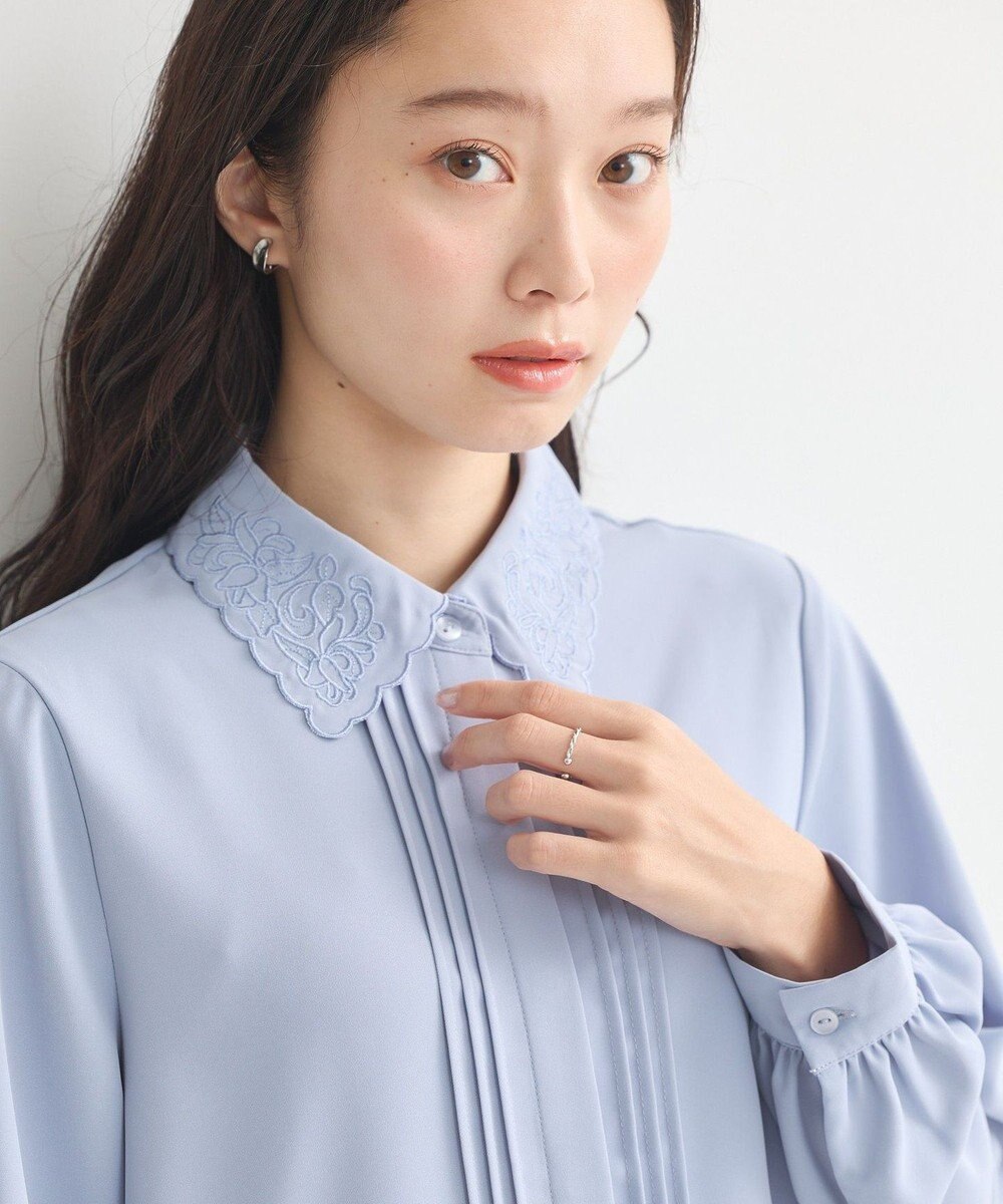 earth music&ecology 刺繍襟ブラウス 