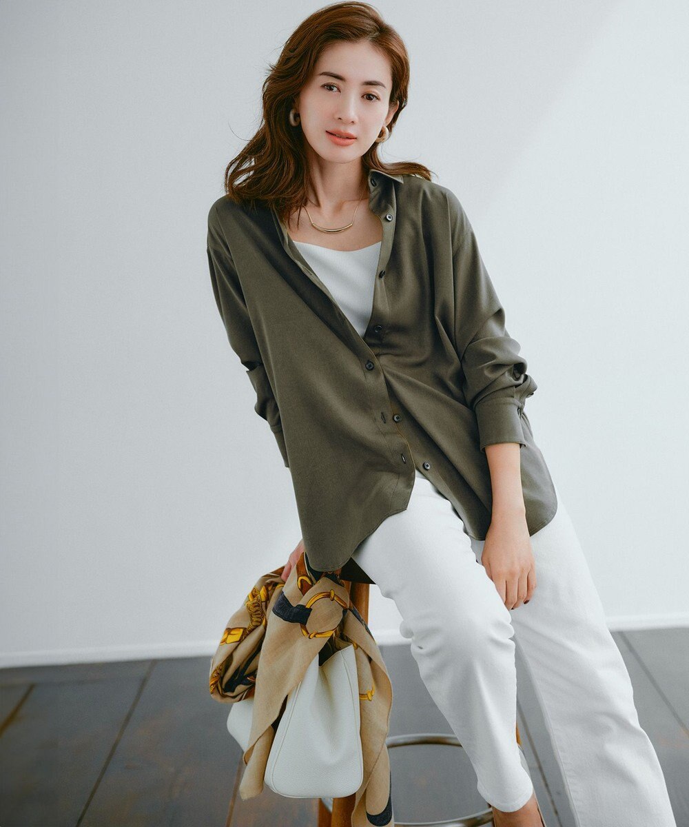 23区 L 【見上愛さん着用/Oggi10月号掲載/洗える】スエーディーサテン シャツ 