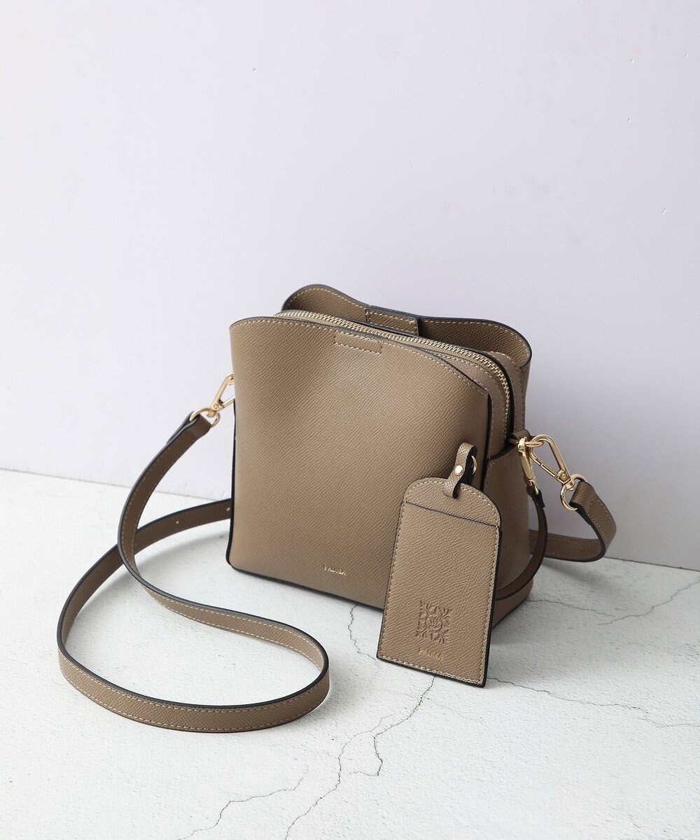 style code 【PADMA/パドマ】リアルレザー　アオリポケットミニショルダーバッグ　カードケース付 