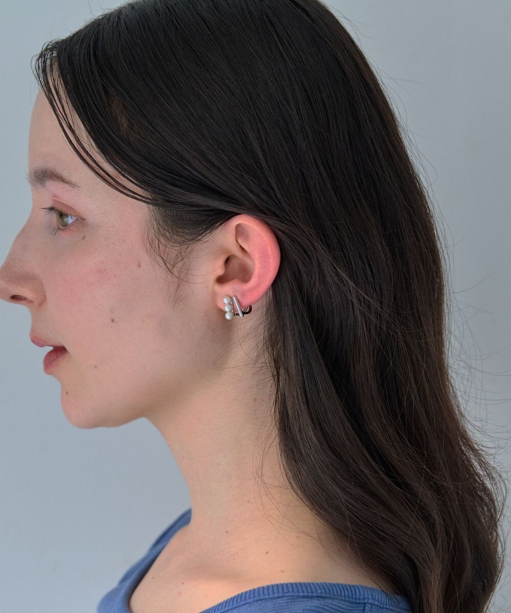 Phoebe 【痛くないシリーズ/金属アレルギー対応】ダブルデコレイトパールライトフィットイヤリング　シルバー 