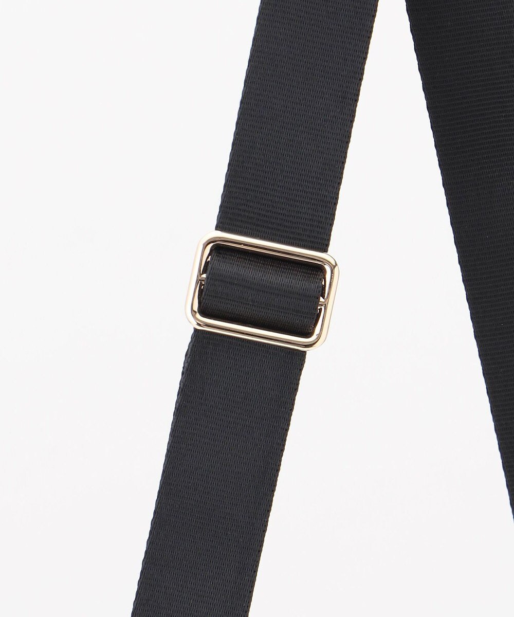 LA BAGAGERIE ポリエステルキャンバス　タックショルダー 