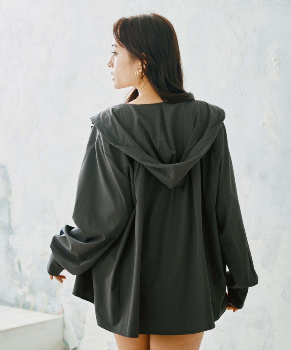 San-ai Resort（三愛水着楽園） 【UPF50+UVカット率最高指数】水陸両用指穴付き　ゆるっと着れるふんわりシルエットパーカーM・L【Big Apple's（ビッグアップルズ）】 