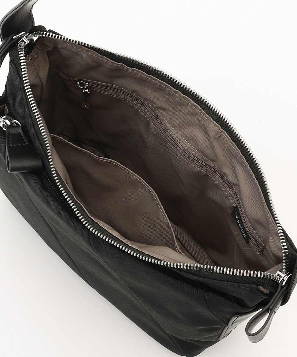 Y'SACCS ストリームラインポシェット 