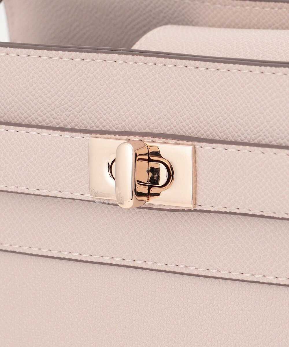 組曲 ベルトデザインスクエアショルダーバッグ 