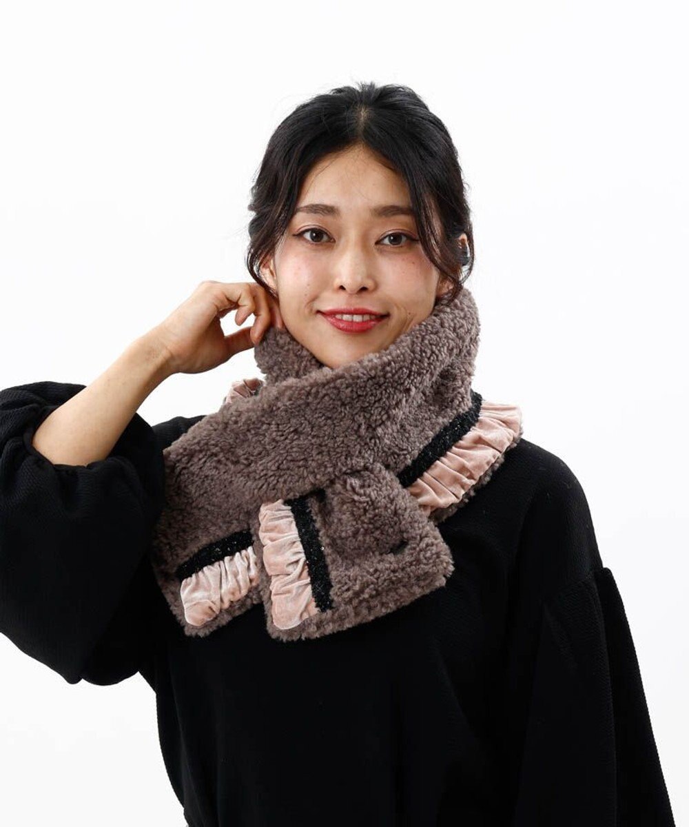 AURORA 【 ANNA SUI（アナ スイ）】エコファー差込みマフラー(WASH) 