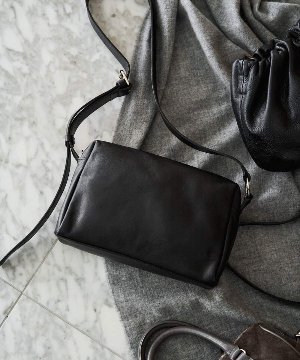 russet 【2025AW新作】レザースクエアショルダーバッグ(CE-1575) 