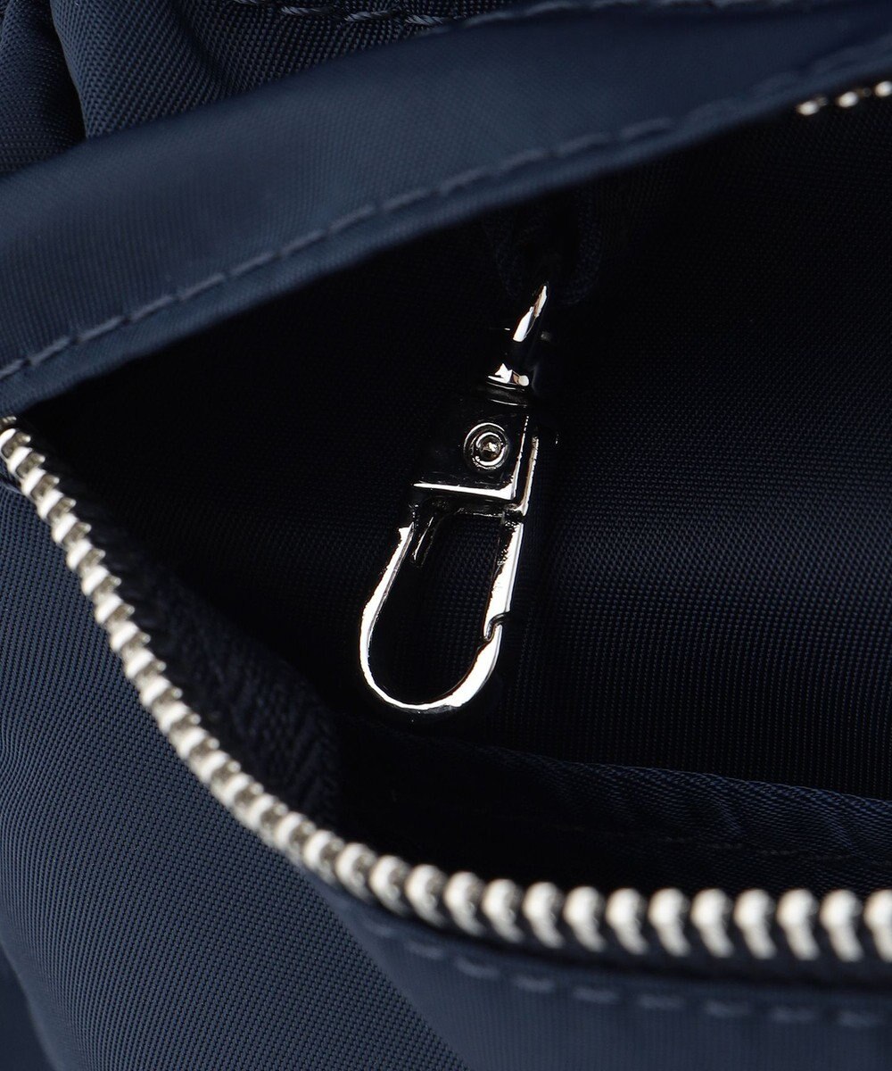 Y'SACCS フロントポケットベーシックリュック 