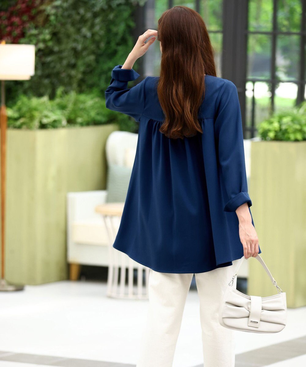 Tiaclasse L 【洗える】フロントタックバックギャザーフレアチュニックブラウス 