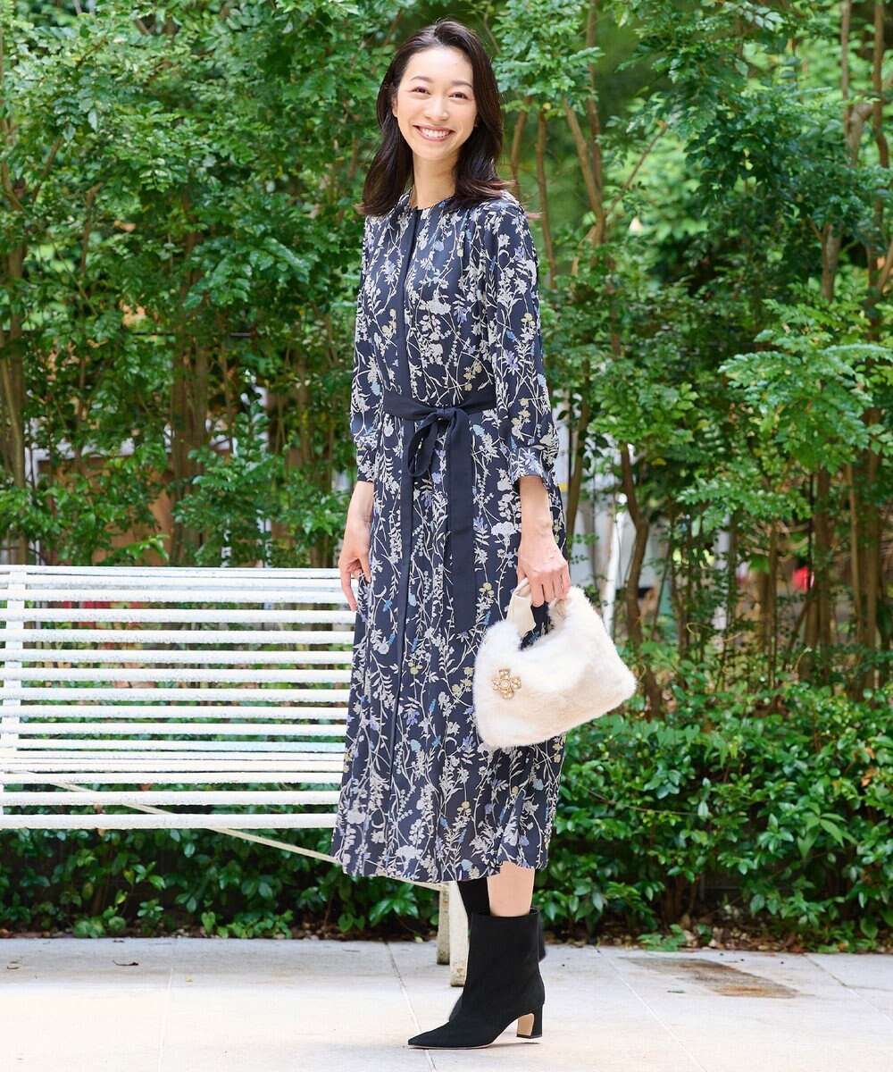 自由区 S 【WEB&一部店舗限定】ハーバルフロープリント8分袖 ワンピース 