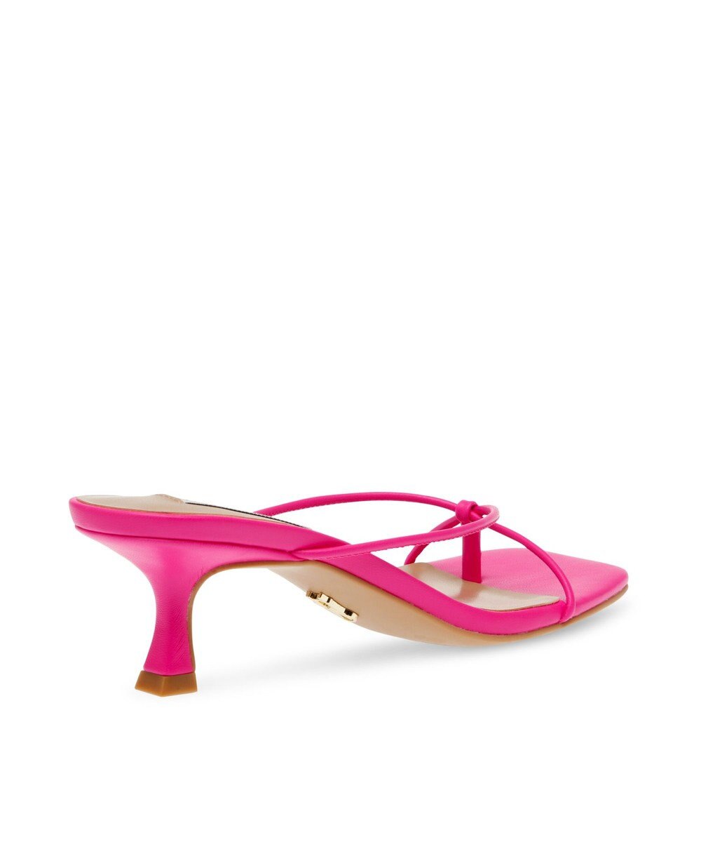 STEVE MADDEN BRINNIE トングヒールサンダル 