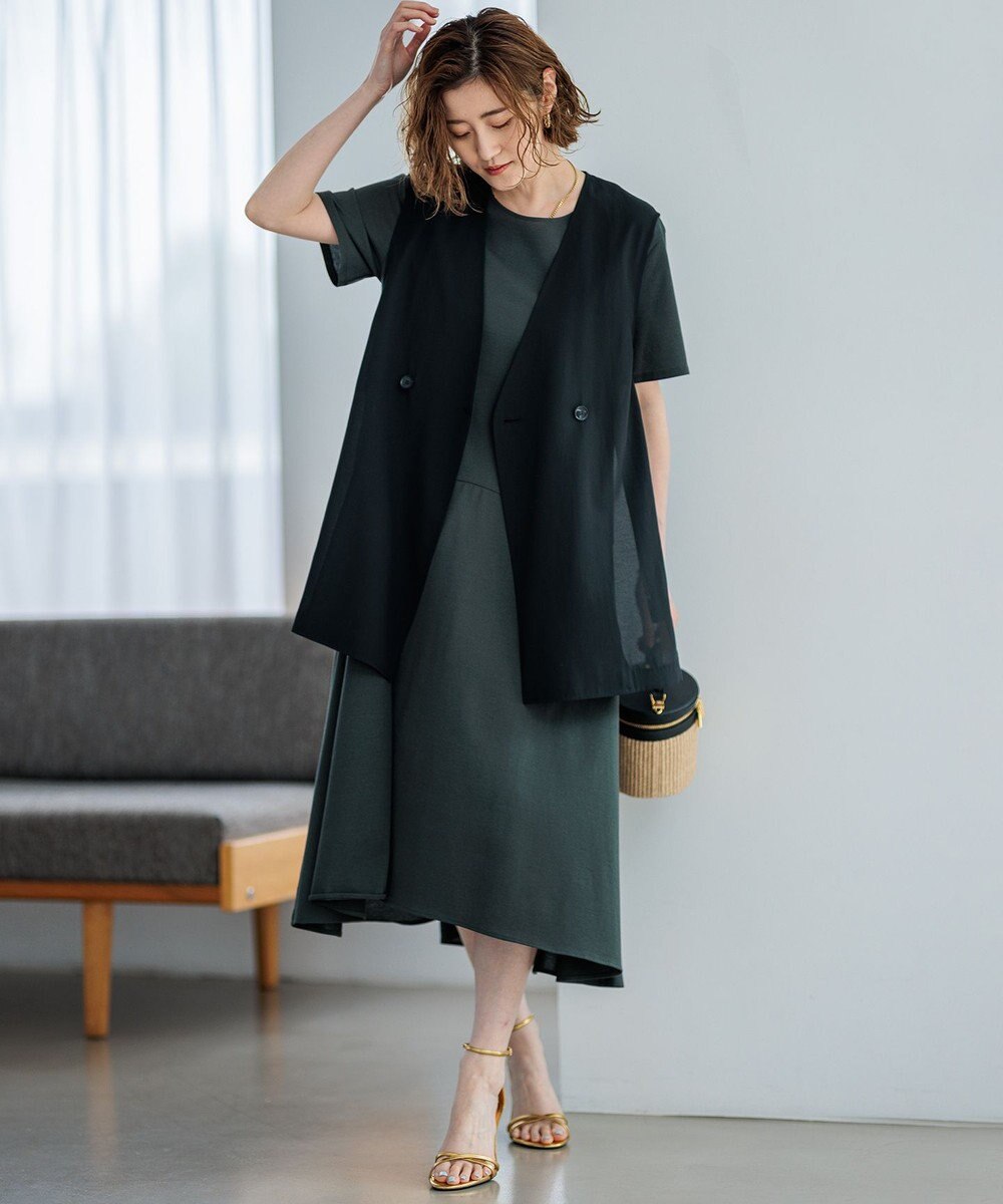 23区 【洗える】シアーマットクロス ジレ 