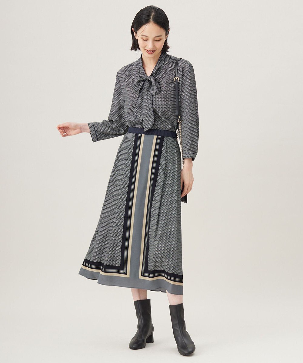 自由区 【洗える】ジオメトリックハートプリント ブラウス 