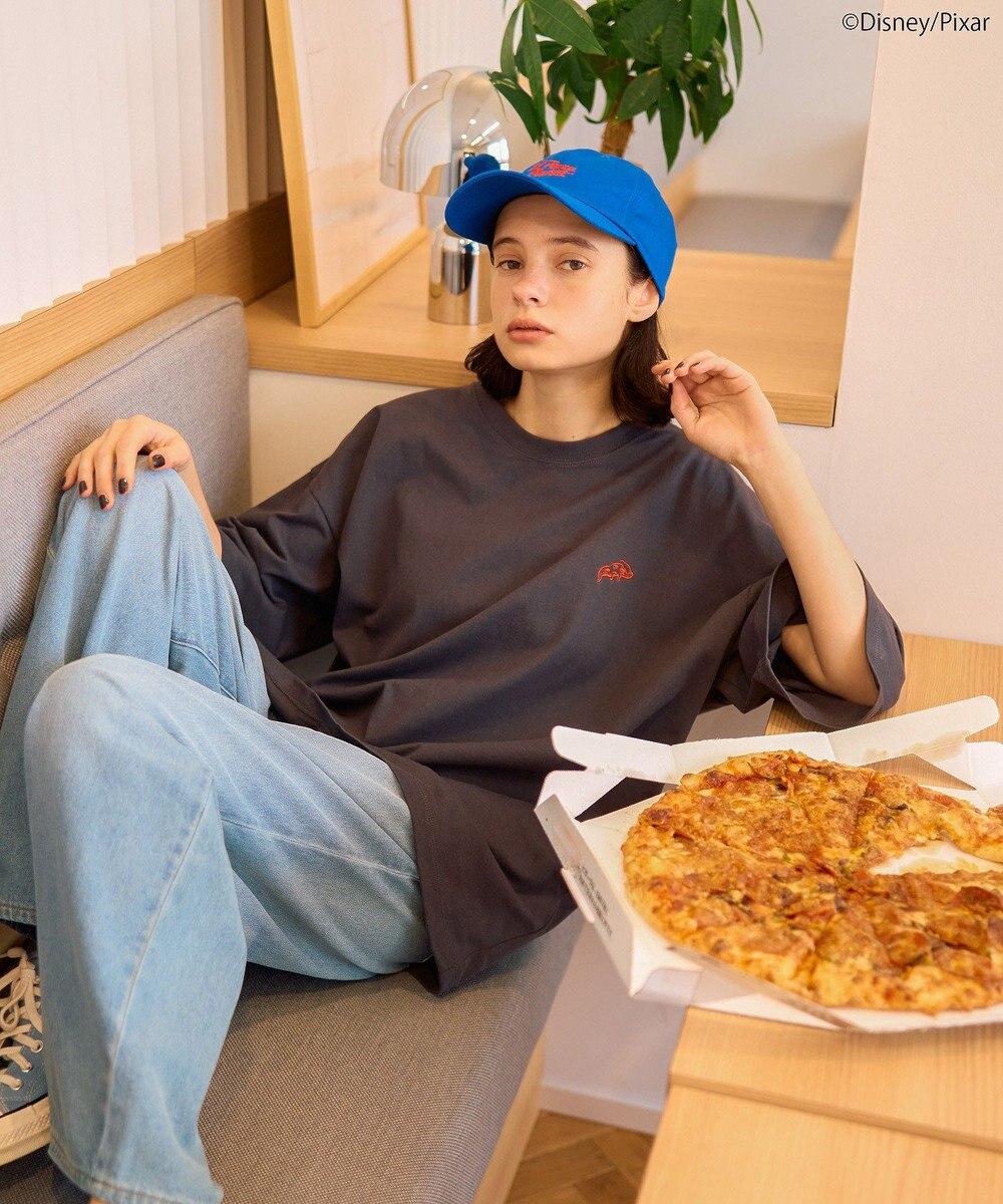 AMERICAN HOLIC Pizza Planet Tシャツ 