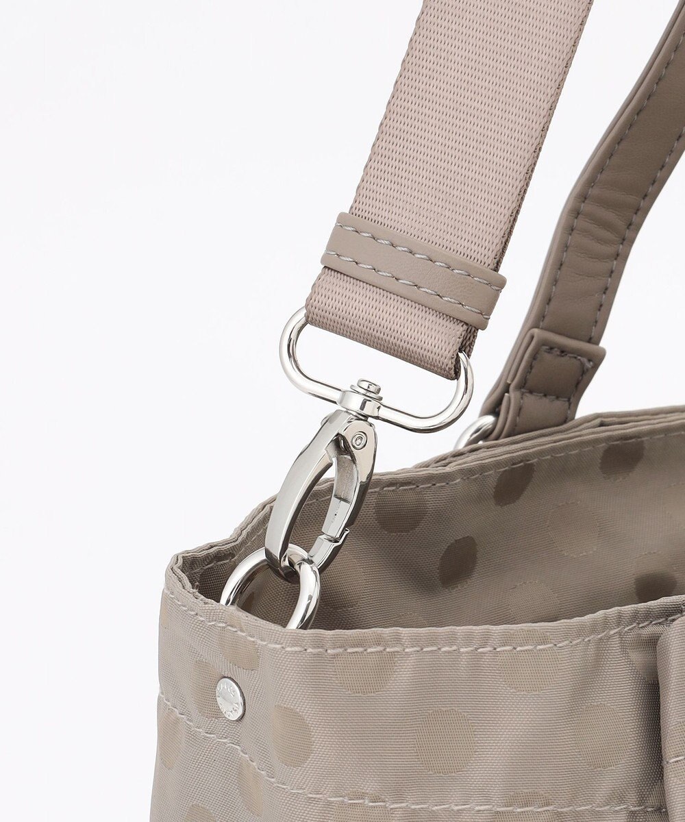 Y'SACCS ドットジャガードポーチ付きトートバッグ 