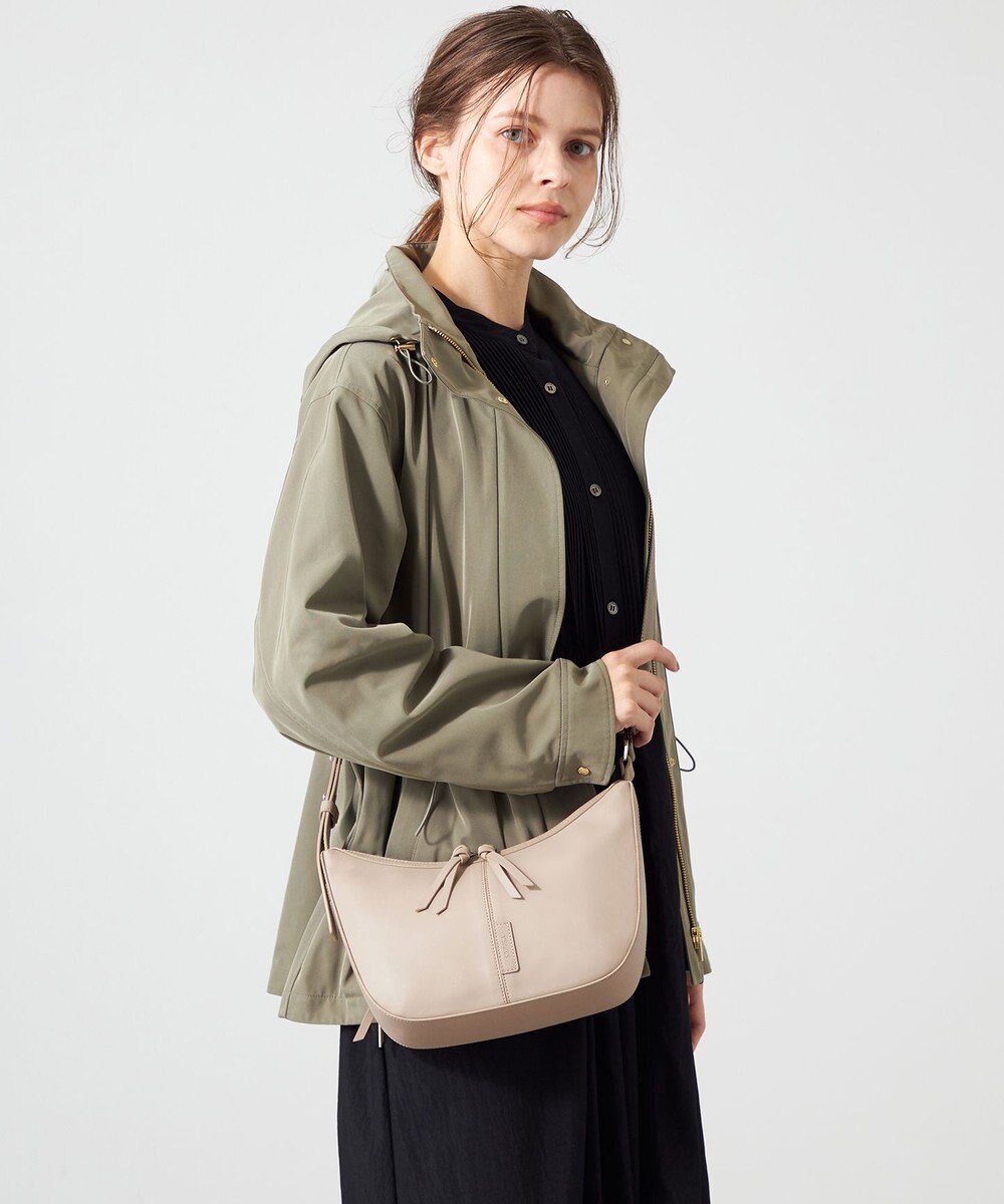 Y'SACCS イタリアンシープ　マルチポーチ付き　ホーボーバッグ 