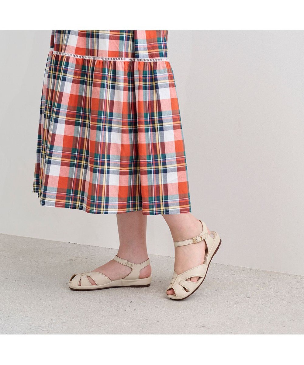 ing <ing>【サスティナブル】アンクルストラップサンダル 