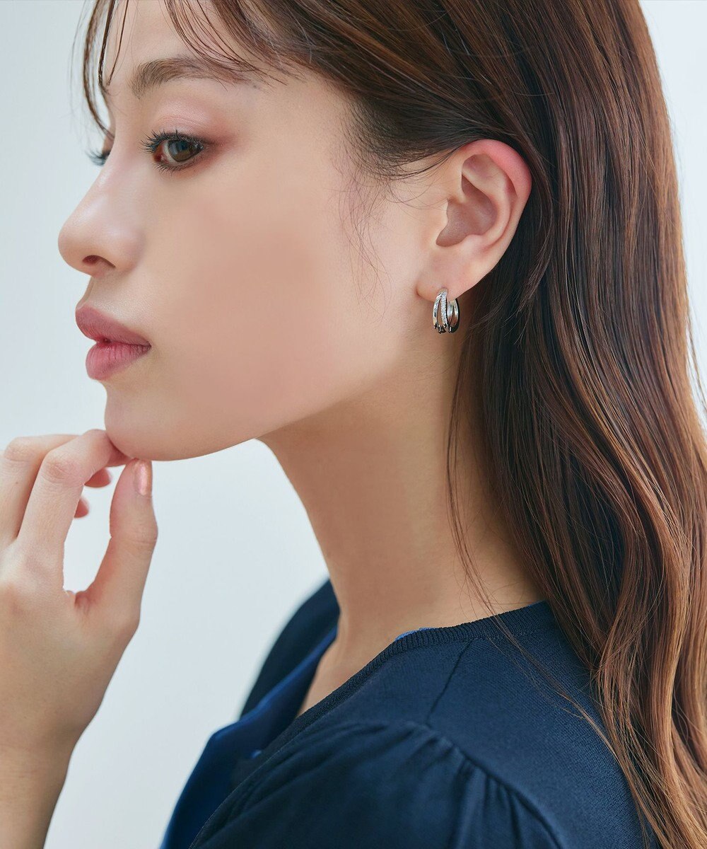 Tiaclasse 【金属アレルギー対応／選べる2種類】ラインピアス 