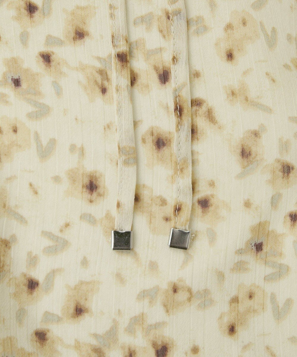 earth music&ecology チョーカー付き楊柳ラッフルブラウス 