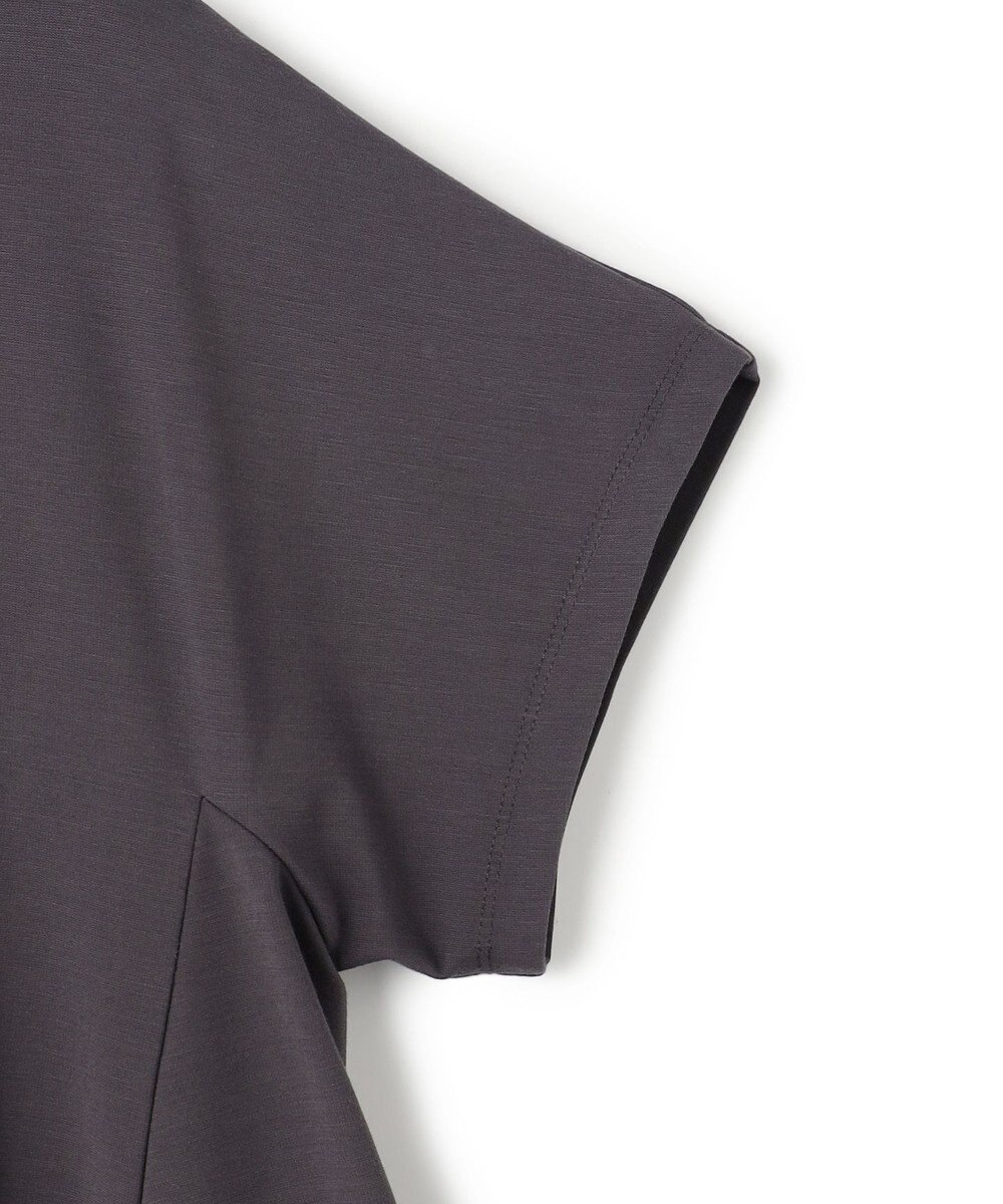 UNFILO 【一部店舗限定カラー】BEAUTY FORM-T フレアTシャツ 