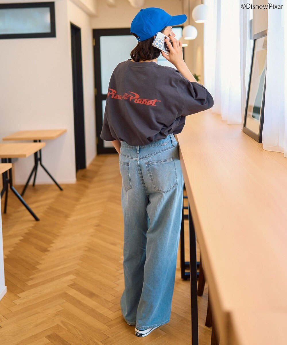 AMERICAN HOLIC Pizza Planet Tシャツ 