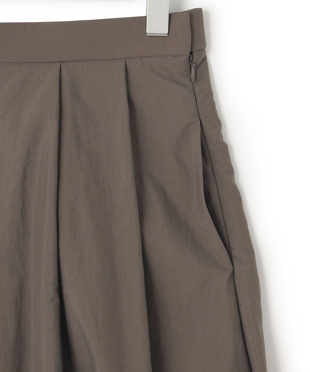 23区 【洗える】マットナイロンタフタ タック スカート 
