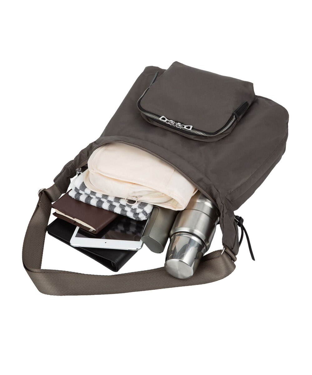 ACE BAGS & LUGGAGE HAyU × ace. フィカス ショルダーバッグ 19103 ハユ 