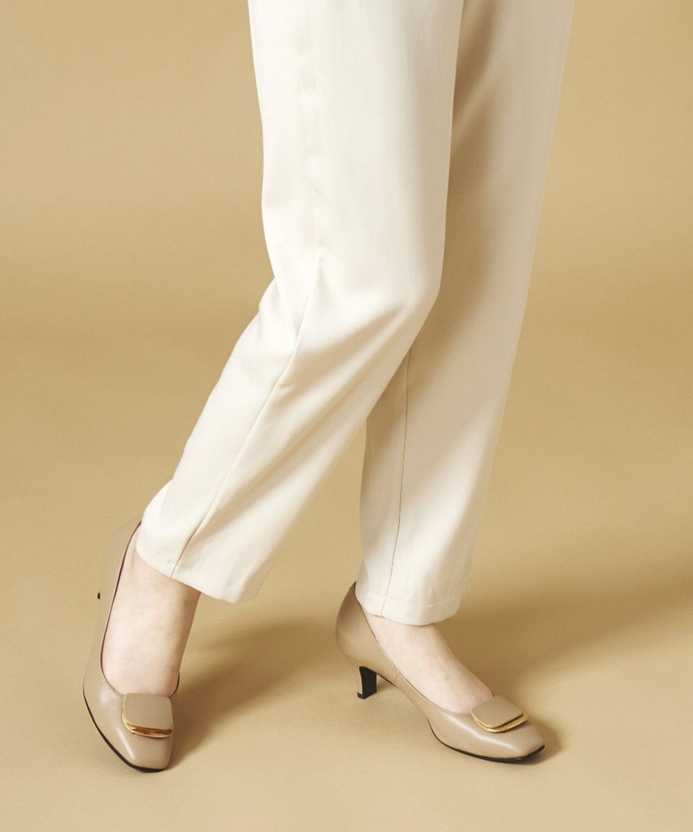 Dominic3 スクエアモチーフ レザーパンプス 