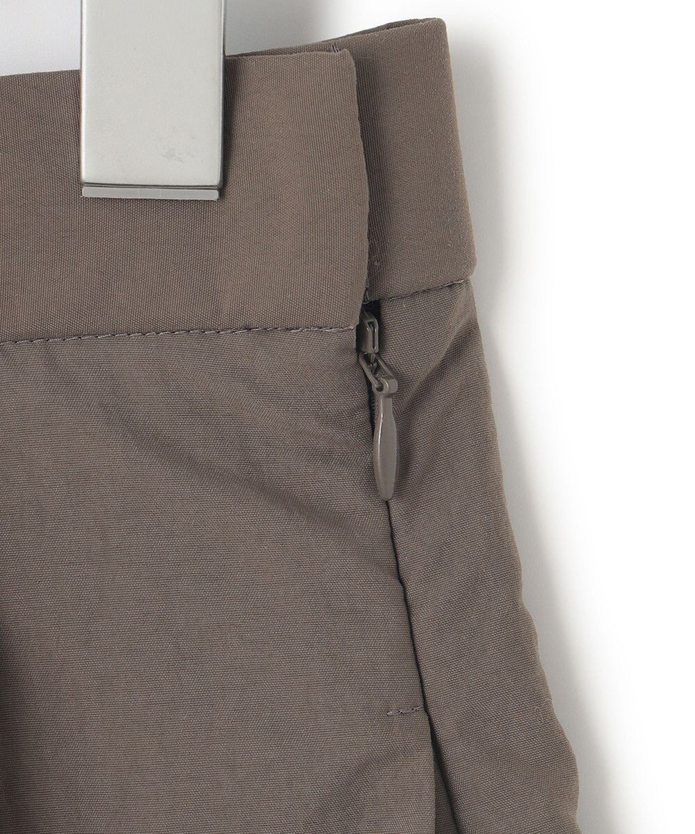 23区 【洗える】マットナイロンタフタ タック スカート 