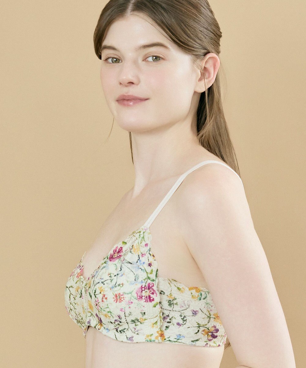 une nana cool MADE WITH LIBERTY FABRIC 特別な日以外の364日つけたくなるブラ 364ブラ レース 