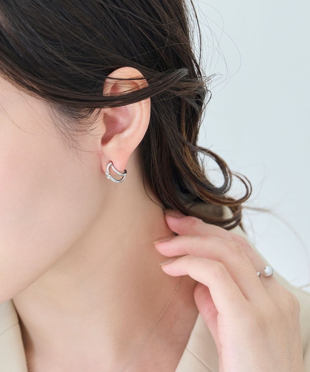 Phoebe 〈アレルギー対応〉シャイニーダブルフープセラミックピアス　シルバー 