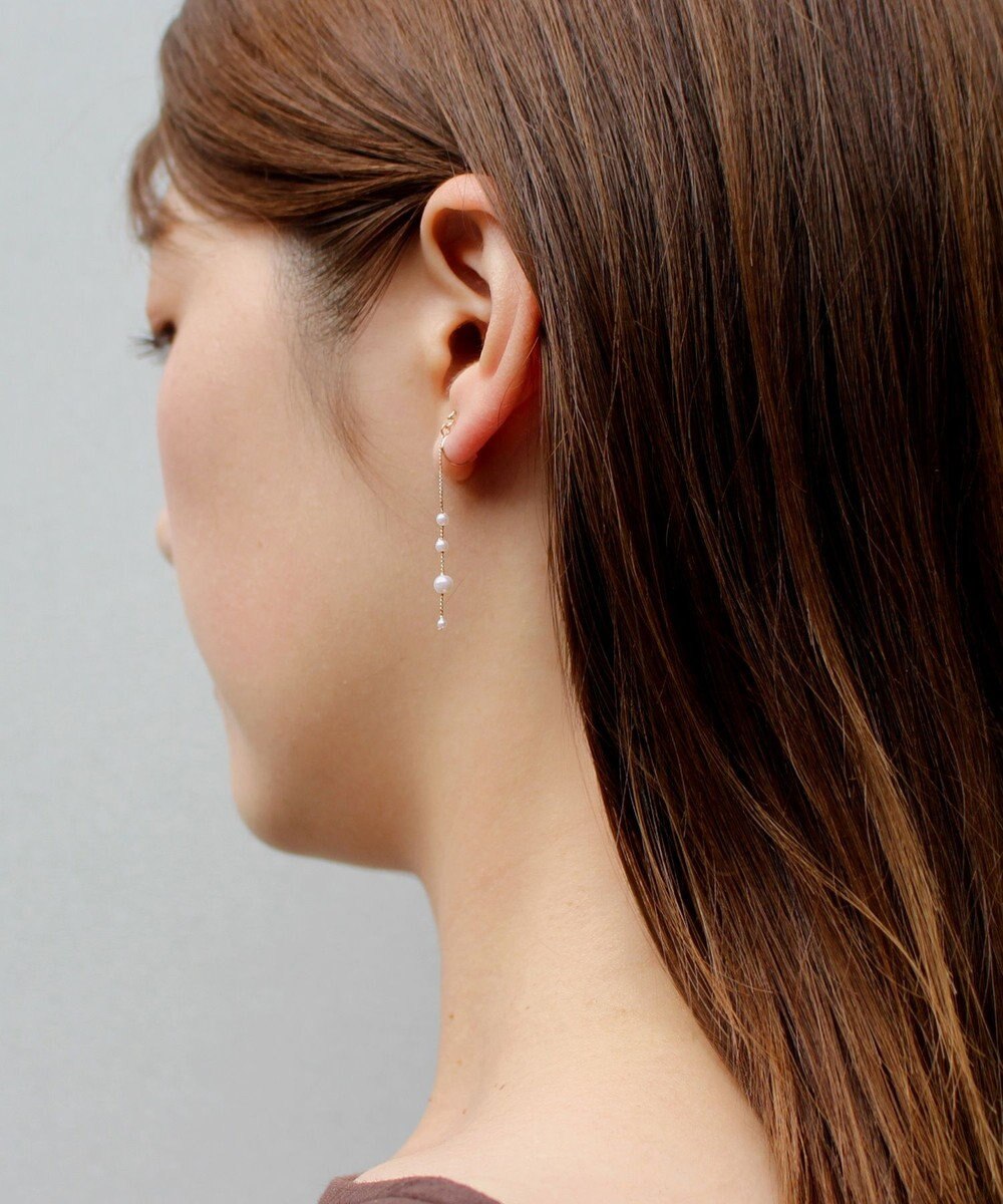 Phoebe 【金属アレルギー対応】【痛くないシリーズ】ドリッピングパールライトフィットイヤリング　シャンパンゴールド 