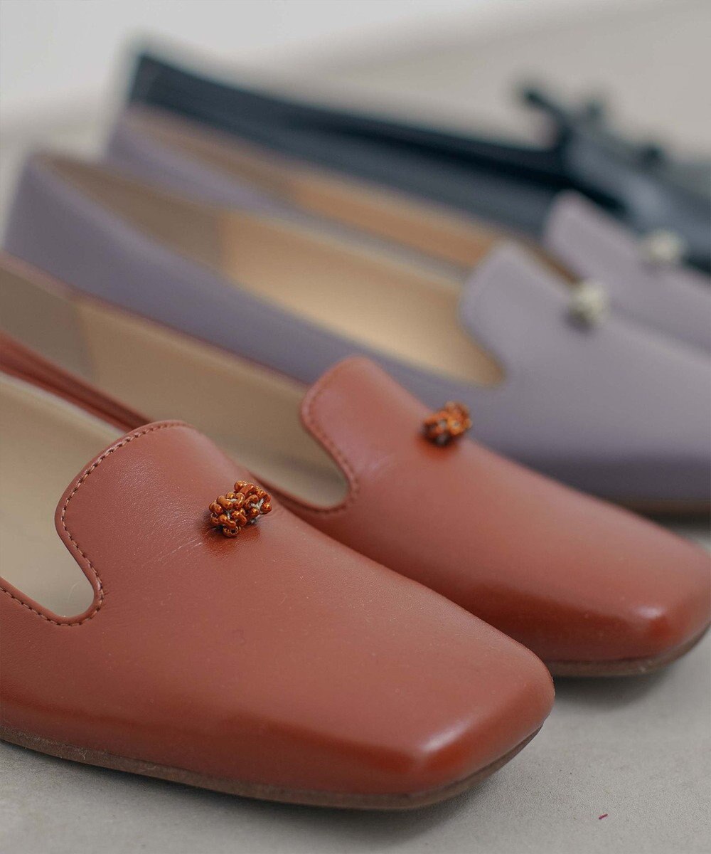 muuc ビーズモチーフのスクエアシューズ 