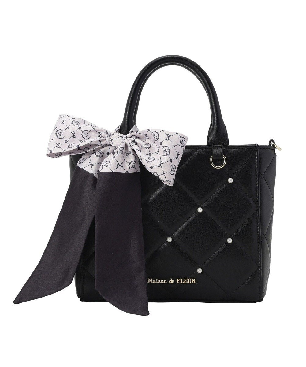 Maison de FLEUR スカーフ付きパールキルティングトートバッグ 