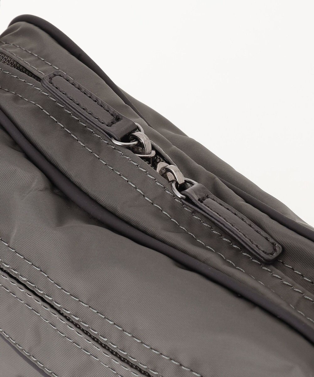 Y'SACCS 【Y’SACCS vous et】ナイロン×ポリウレタン ショルダー 