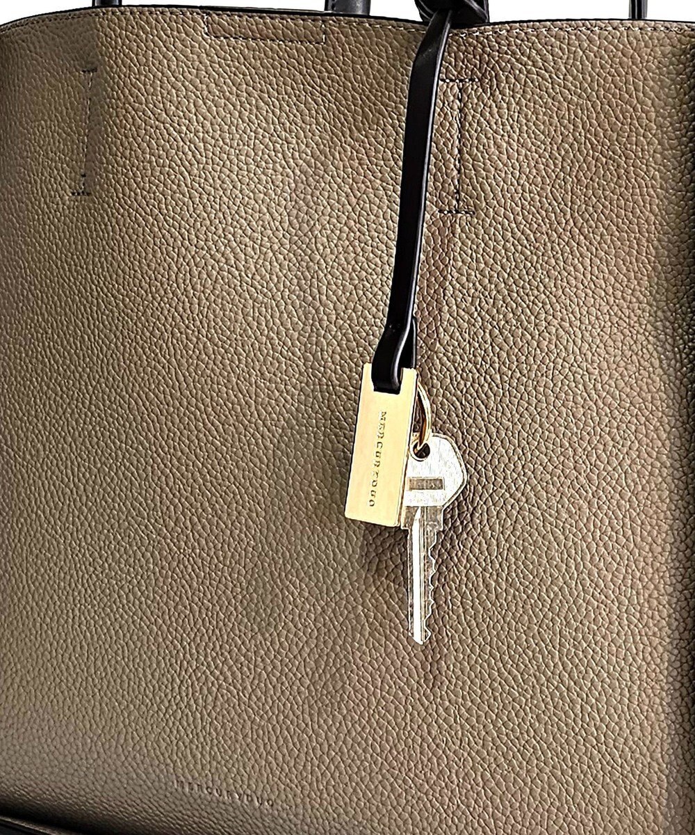 style code 【MERCURYDUO/マーキュリーデュオ】ラージポケット　2WAY ラージトートバッグ　キーリングチャーム付き 