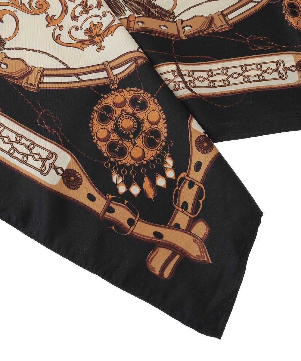 Green Parks ・ベルトタッセルスカーフ　９０×９０ 