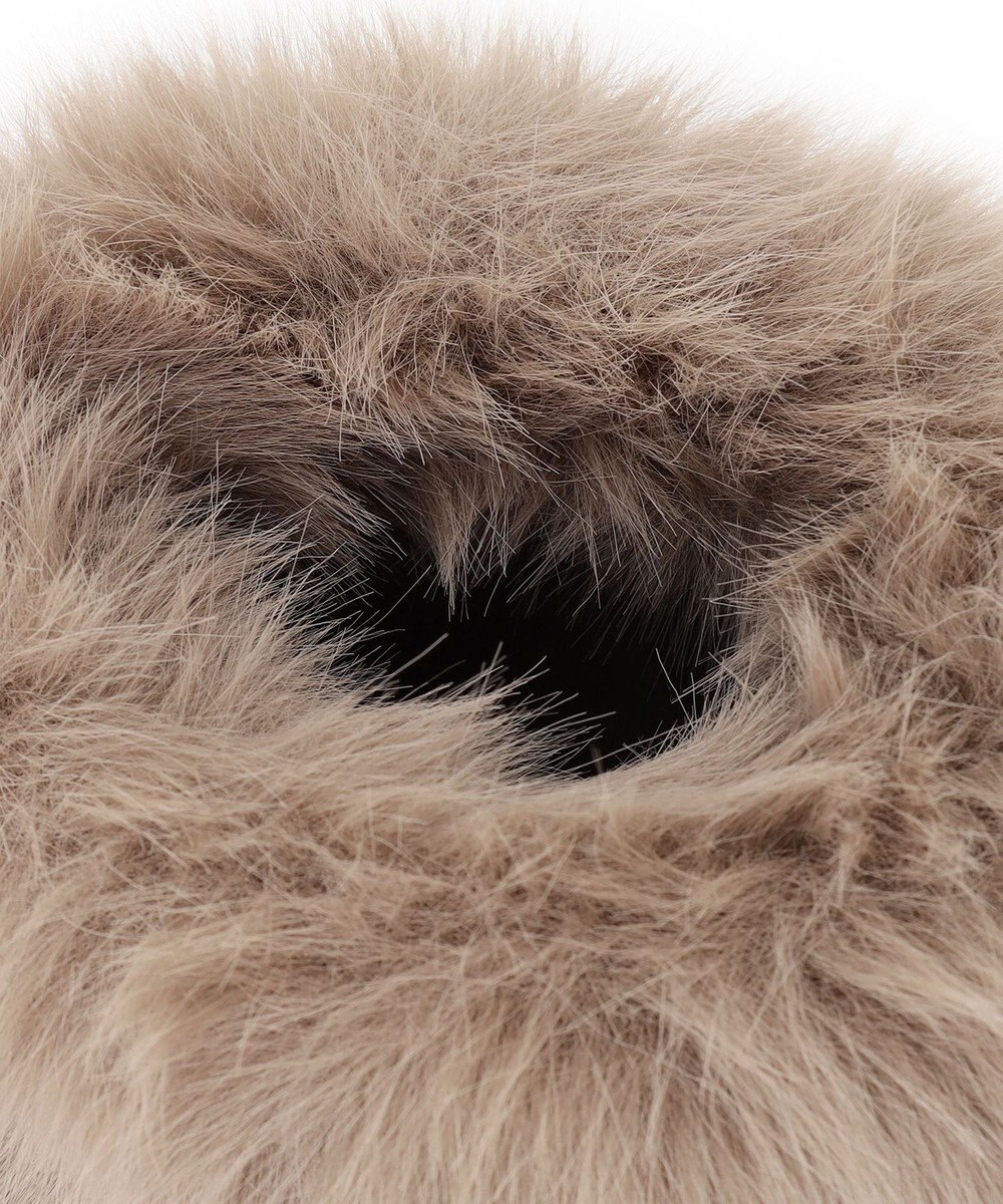 23区 【見上愛さん着用】フェイクファー チャーム バッグ 